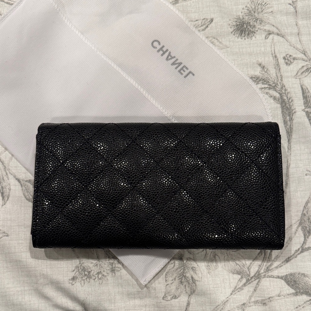 CC style black and gold wallet - Picture 2 of 7